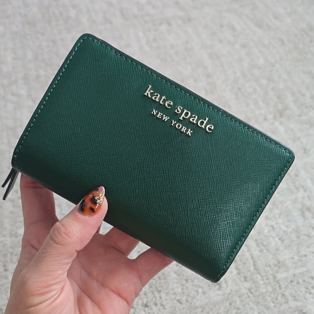 Kate Spade | Green Bifold Wallet